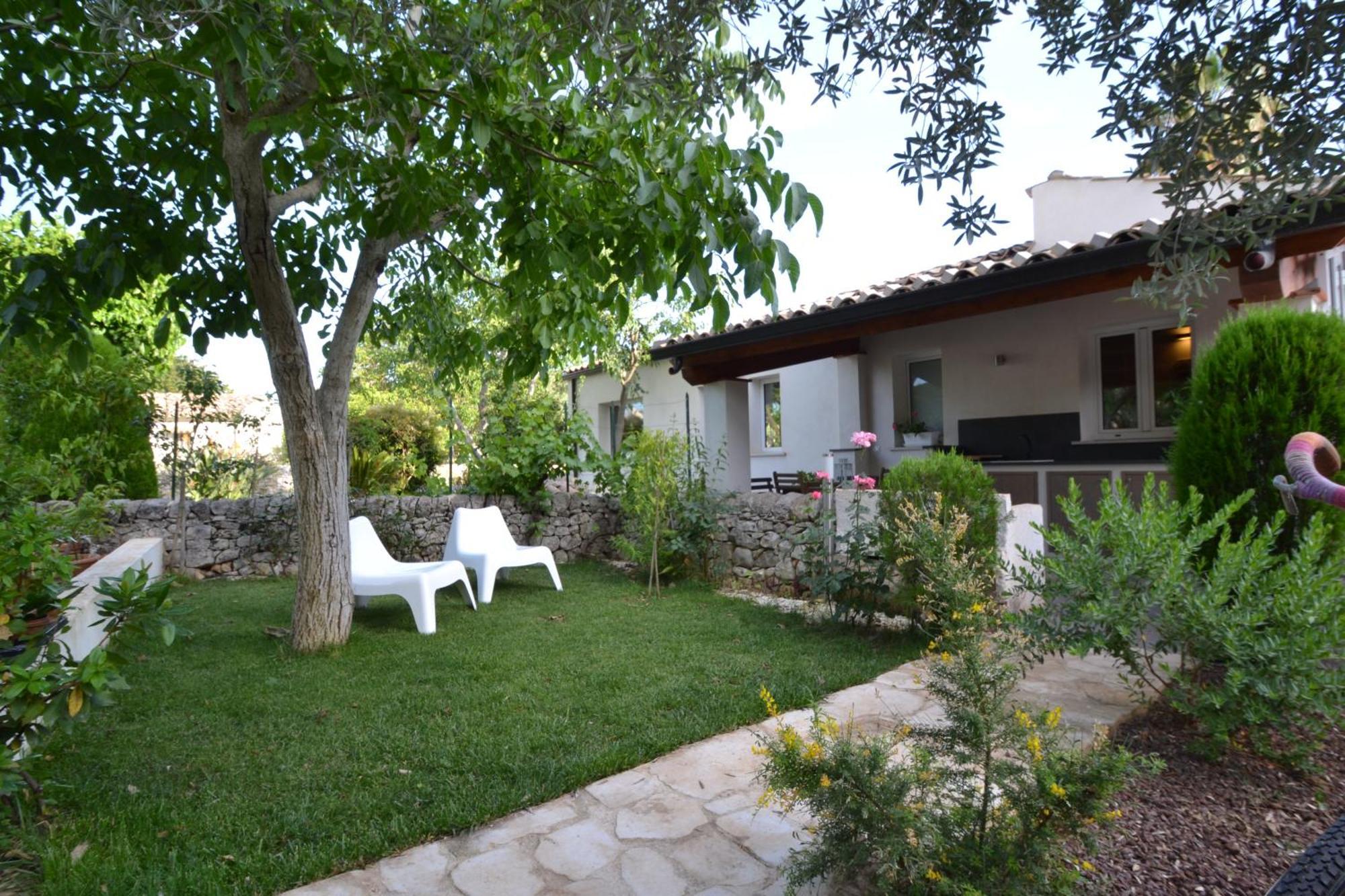 Casa Don Neli, immersa nella natura Modica Esterno foto