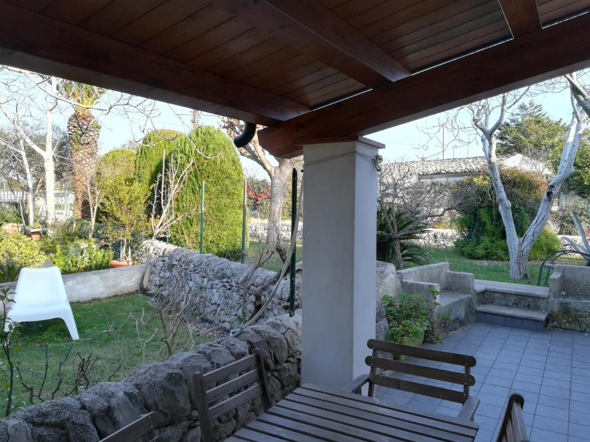 Casa Don Neli, immersa nella natura Modica Esterno foto